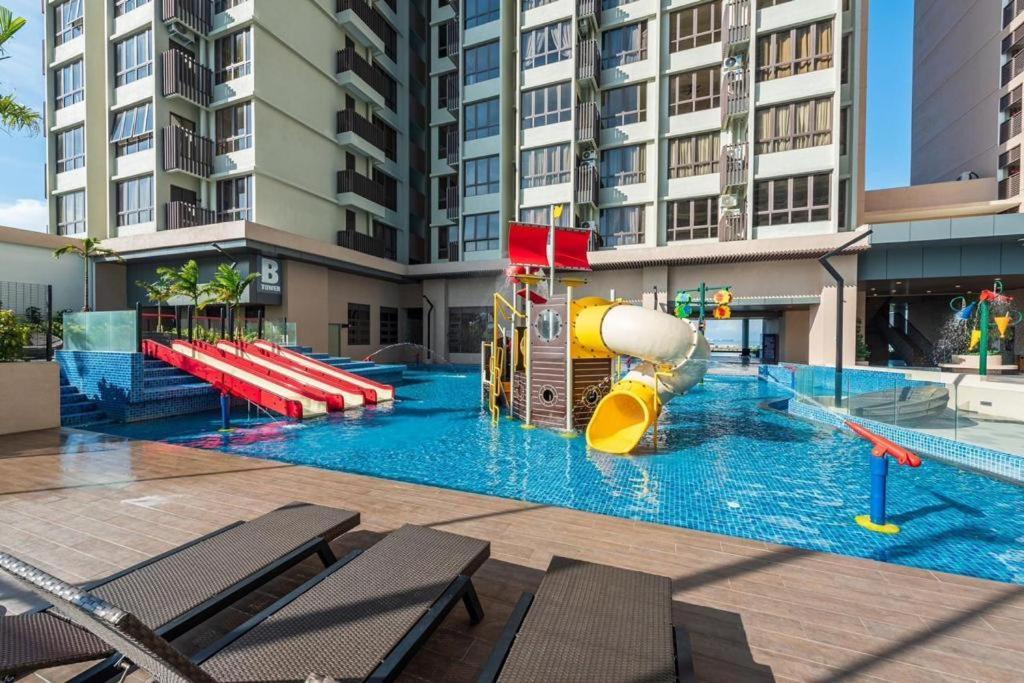 Bali Private L Seaview I 4-5 Pax L Kids Tent I 5 Mins To Jonker Apartment Malacca